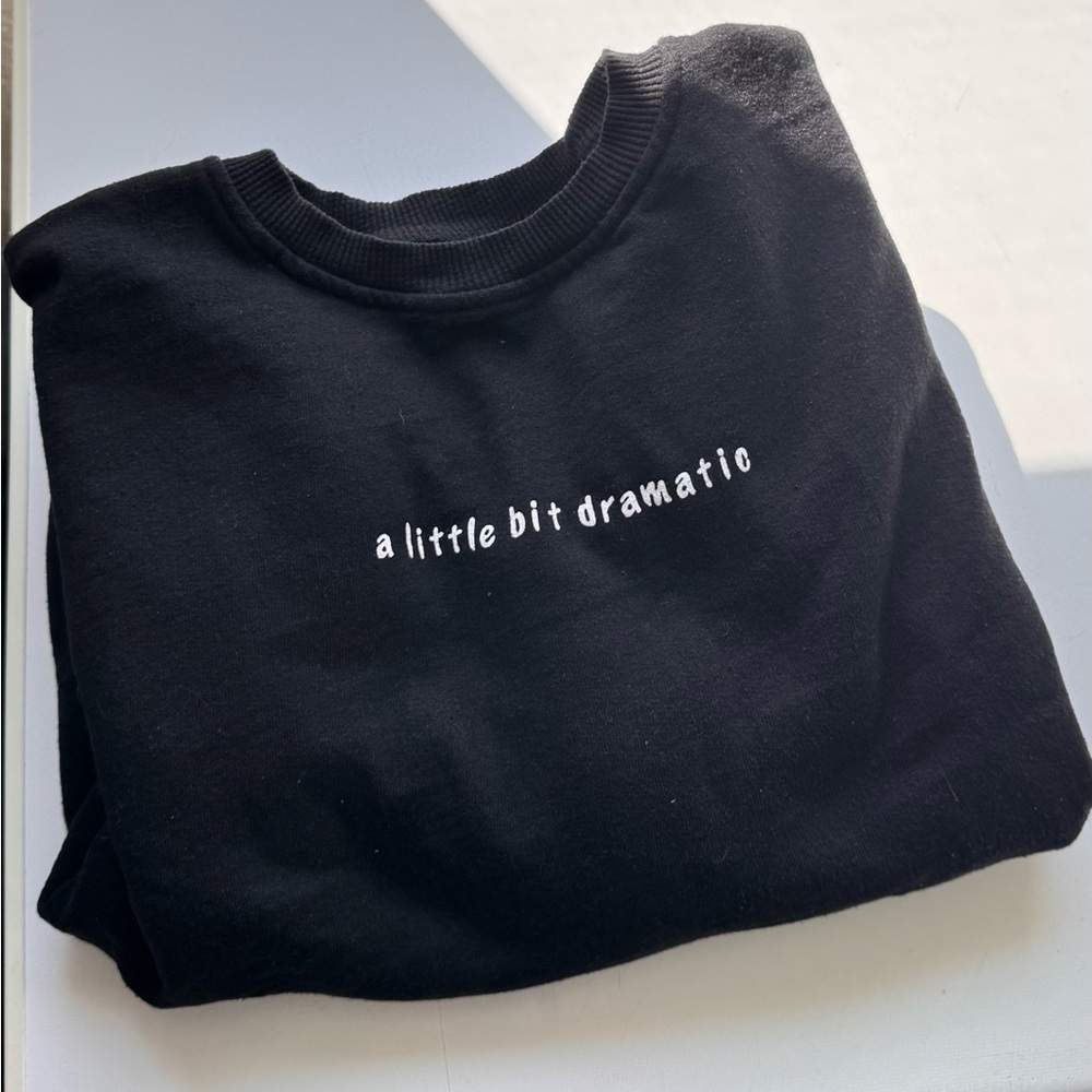 Black Comfy Sweatshirt
